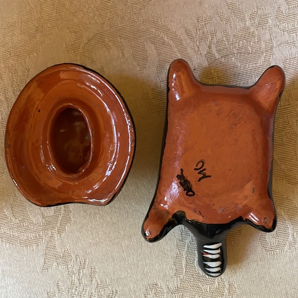 Hand-painted , signed, Mexican folk art terra cotta turtle tortoise trinket box - Picture 7 of 16